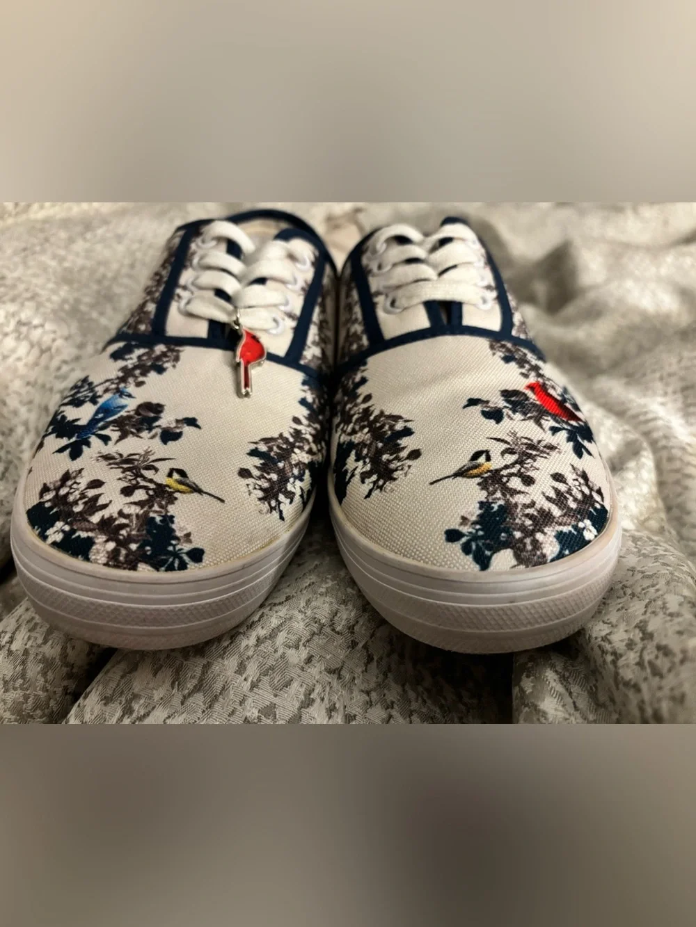 Bradford Exchange Songs of Spring Bird Sneakers Size 9 Cottagecore Grandmacore